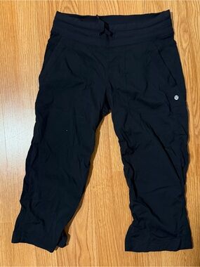 lululemon Black Cropped Jogger Pants